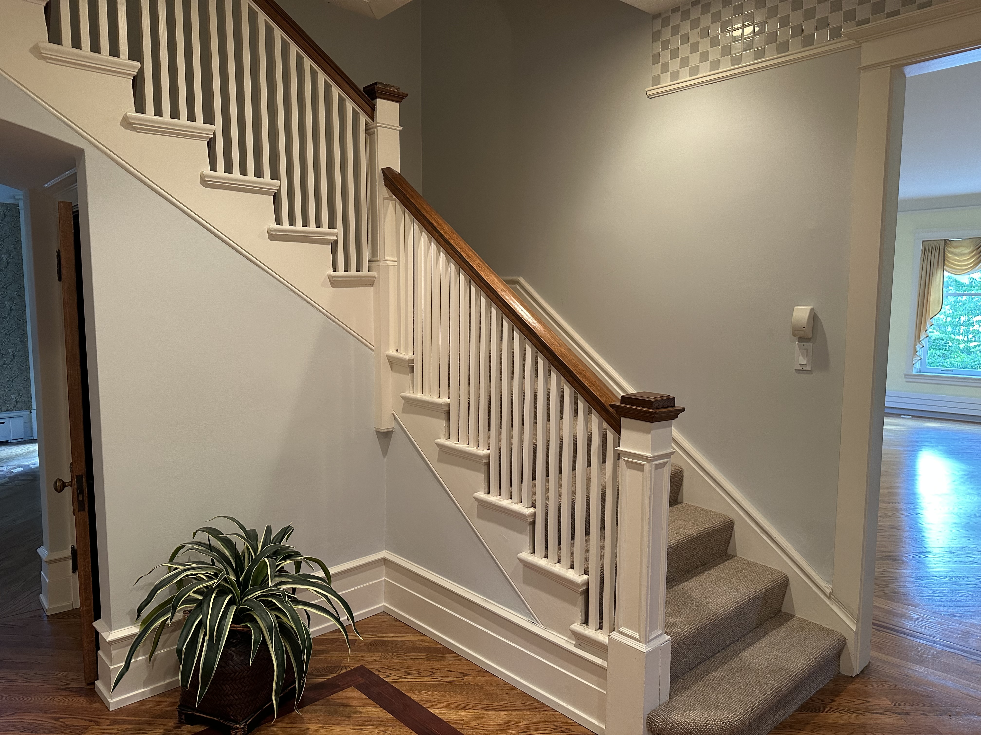 Transforming Interiors: A Peralta Painters Project in Glencoe, IL